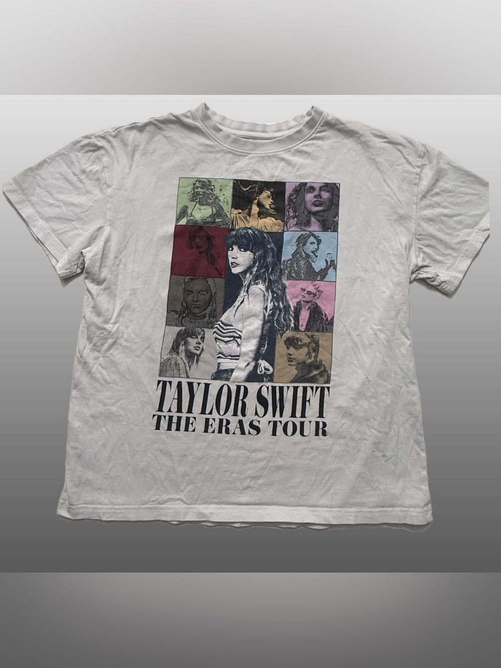Taylor Swift The Eras Tour 2023 White Graphic T-Shirt Size Small